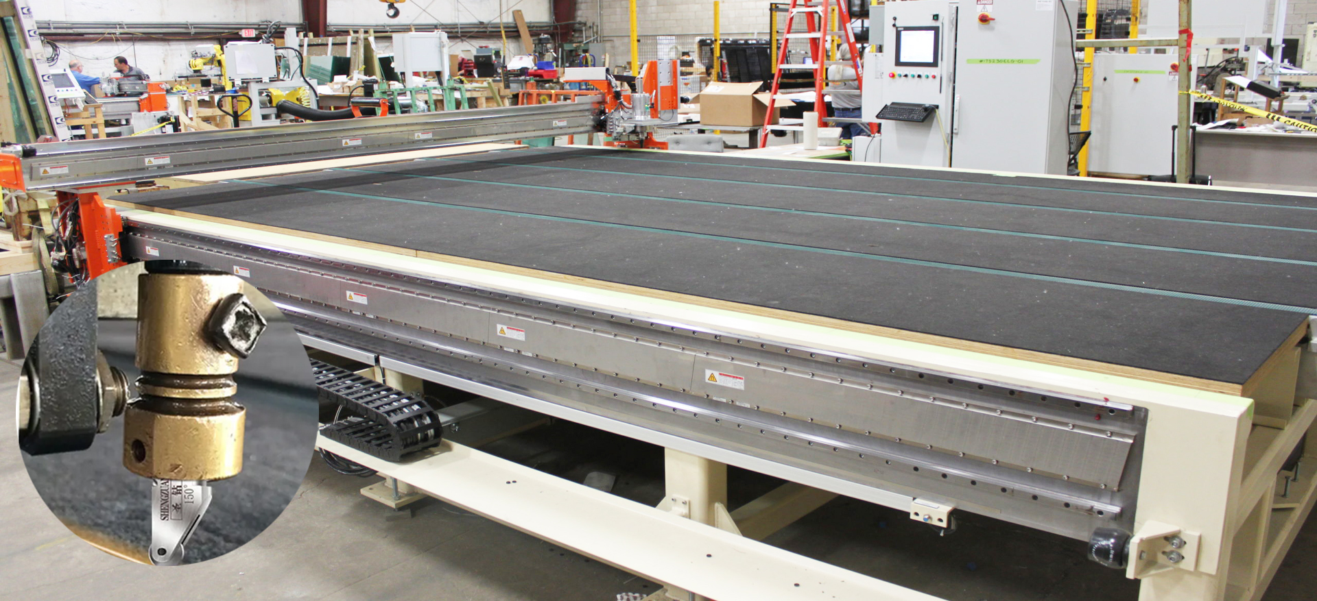 Cắt Gương Kính Chính Xác- Bằng Máy Cắt CNC